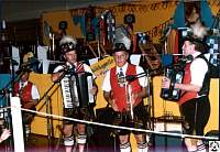 1975 10 12 27 Baltimore Oktoberfest.jpg